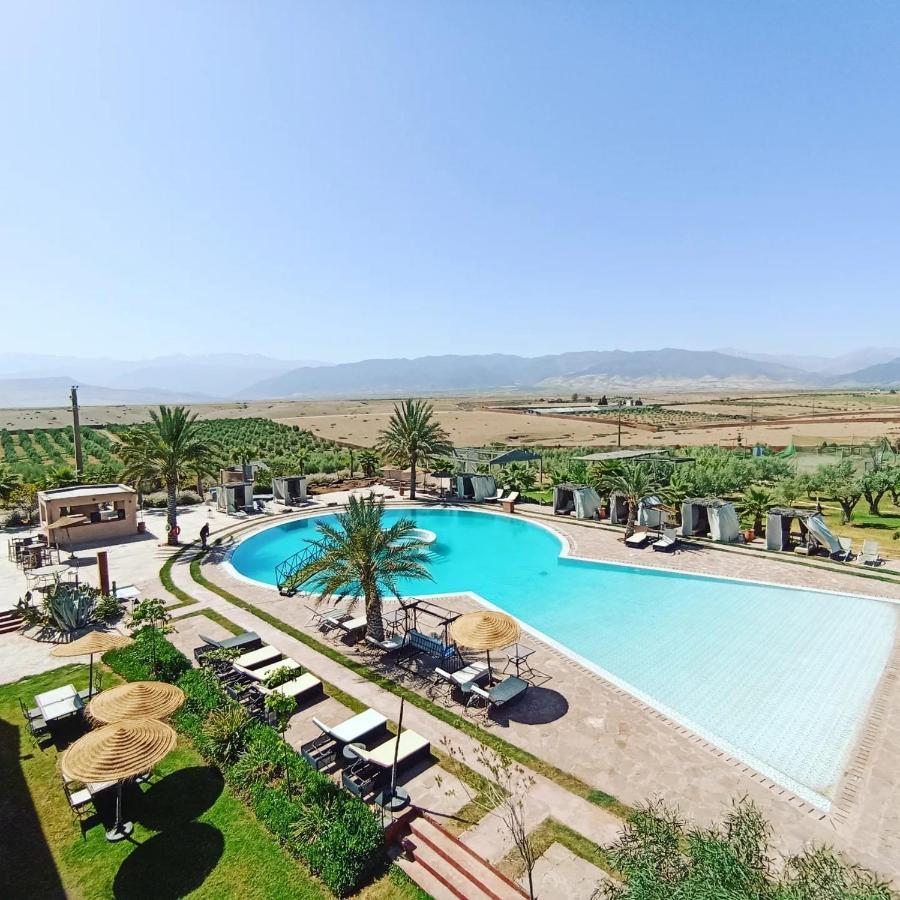 Les Jardins D Amizmiz 6 Piscines Bed & Breakfast Wawizelte ภายนอก รูปภาพ