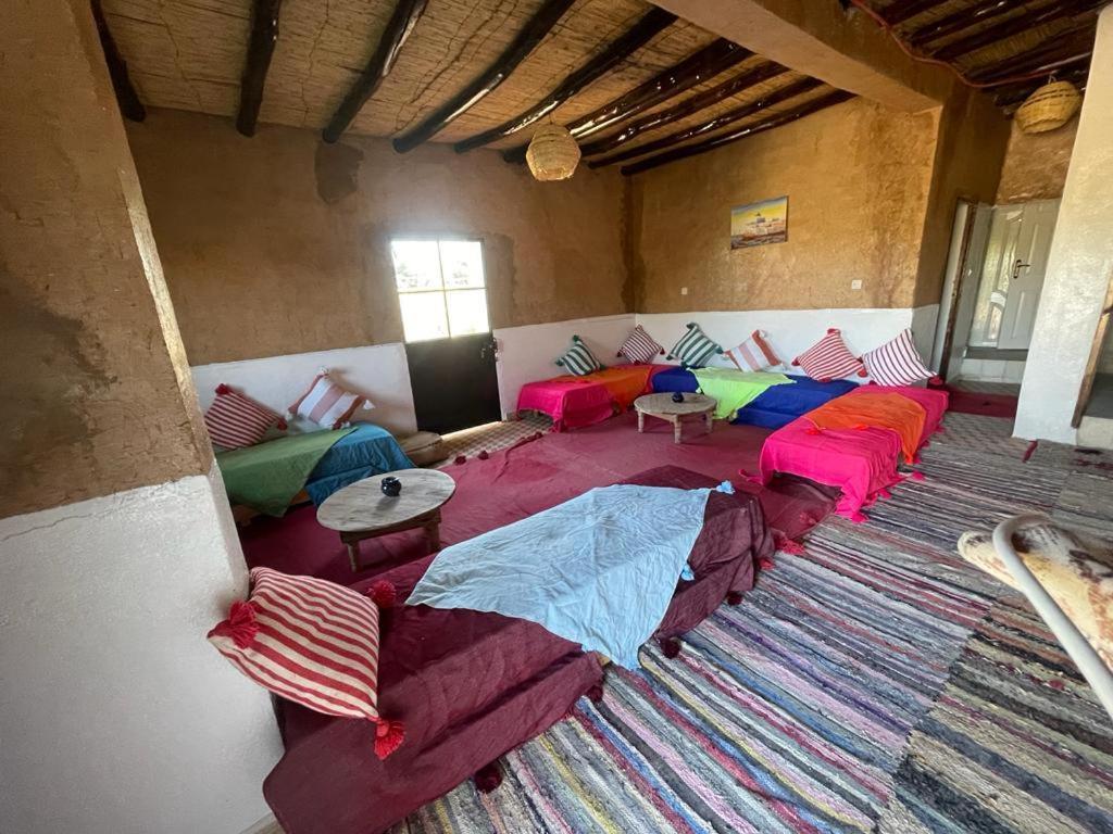 Les Jardins D Amizmiz 6 Piscines Bed & Breakfast Wawizelte ภายนอก รูปภาพ