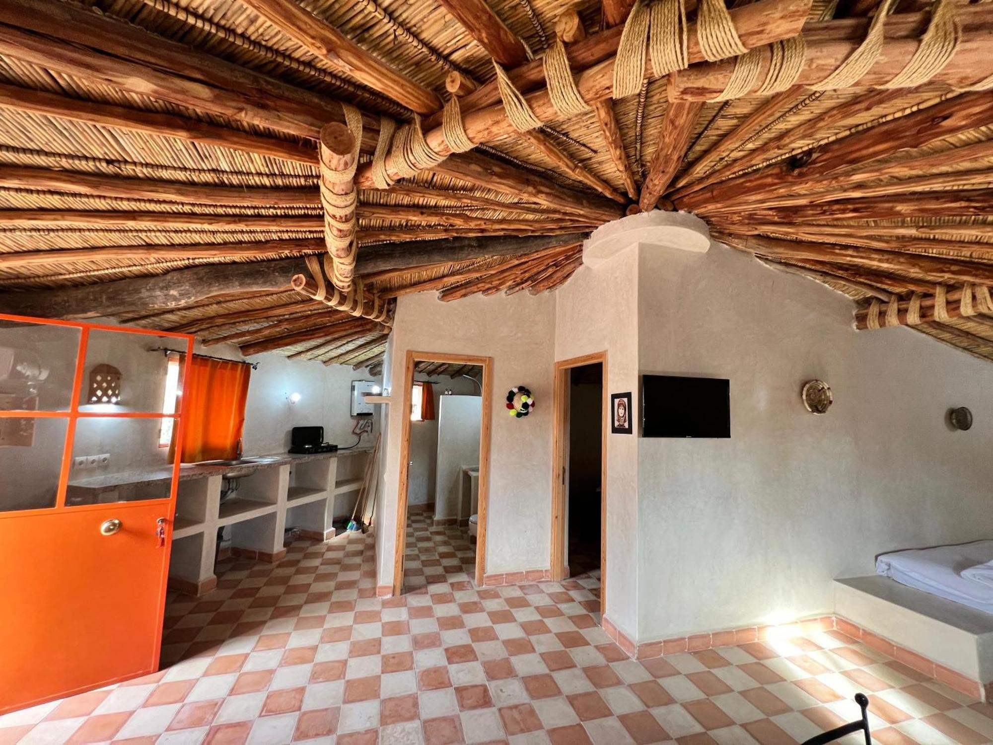 Les Jardins D Amizmiz 6 Piscines Bed & Breakfast Wawizelte ภายนอก รูปภาพ