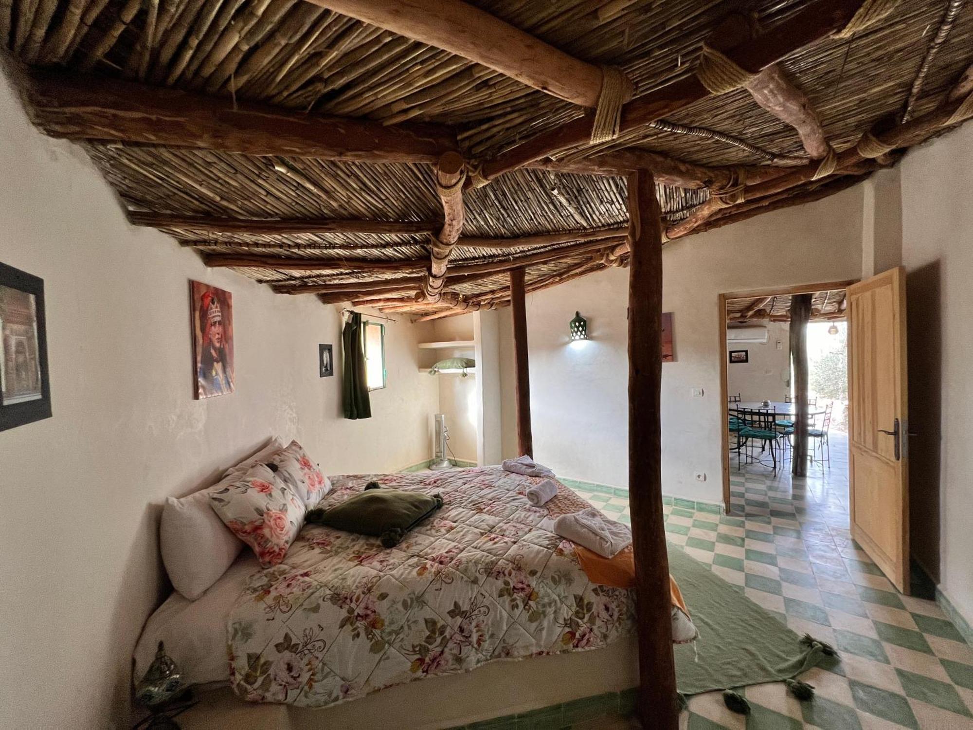 Les Jardins D Amizmiz 6 Piscines Bed & Breakfast Wawizelte ภายนอก รูปภาพ
