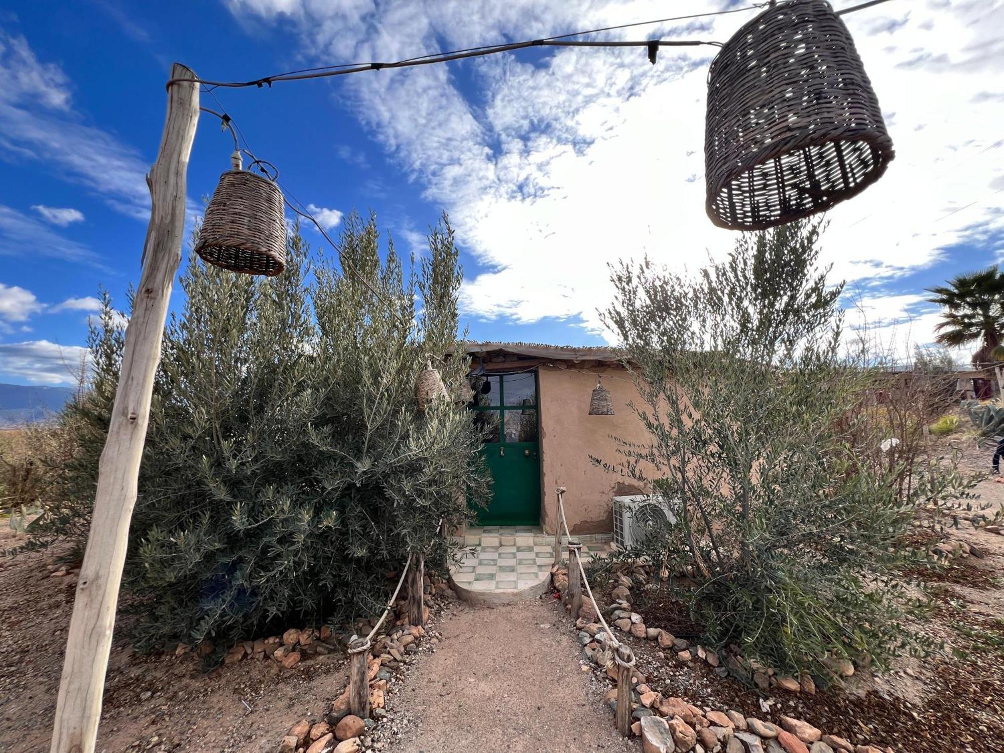 Les Jardins D Amizmiz 6 Piscines Bed & Breakfast Wawizelte ภายนอก รูปภาพ
