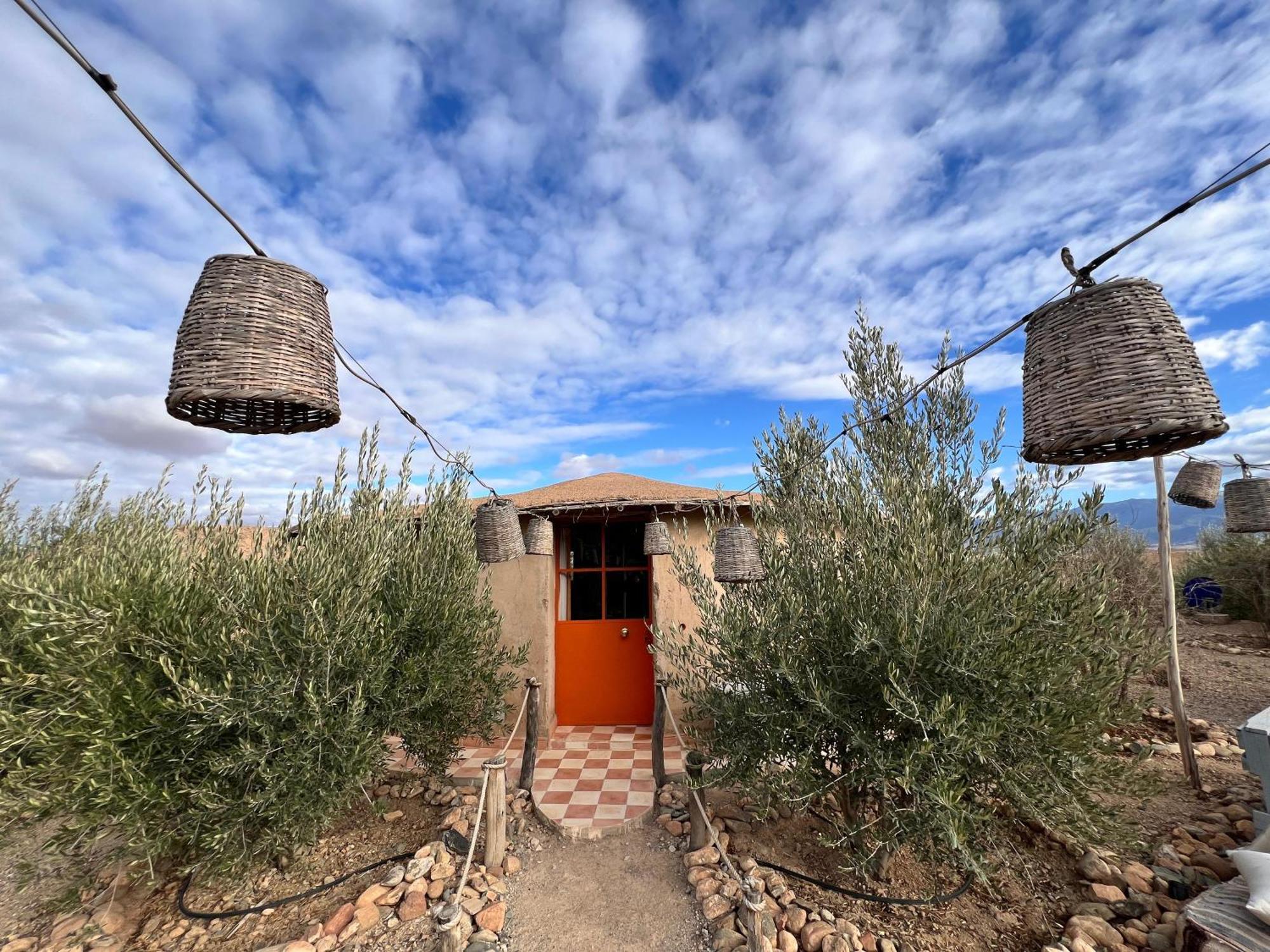 Les Jardins D Amizmiz 6 Piscines Bed & Breakfast Wawizelte ภายนอก รูปภาพ
