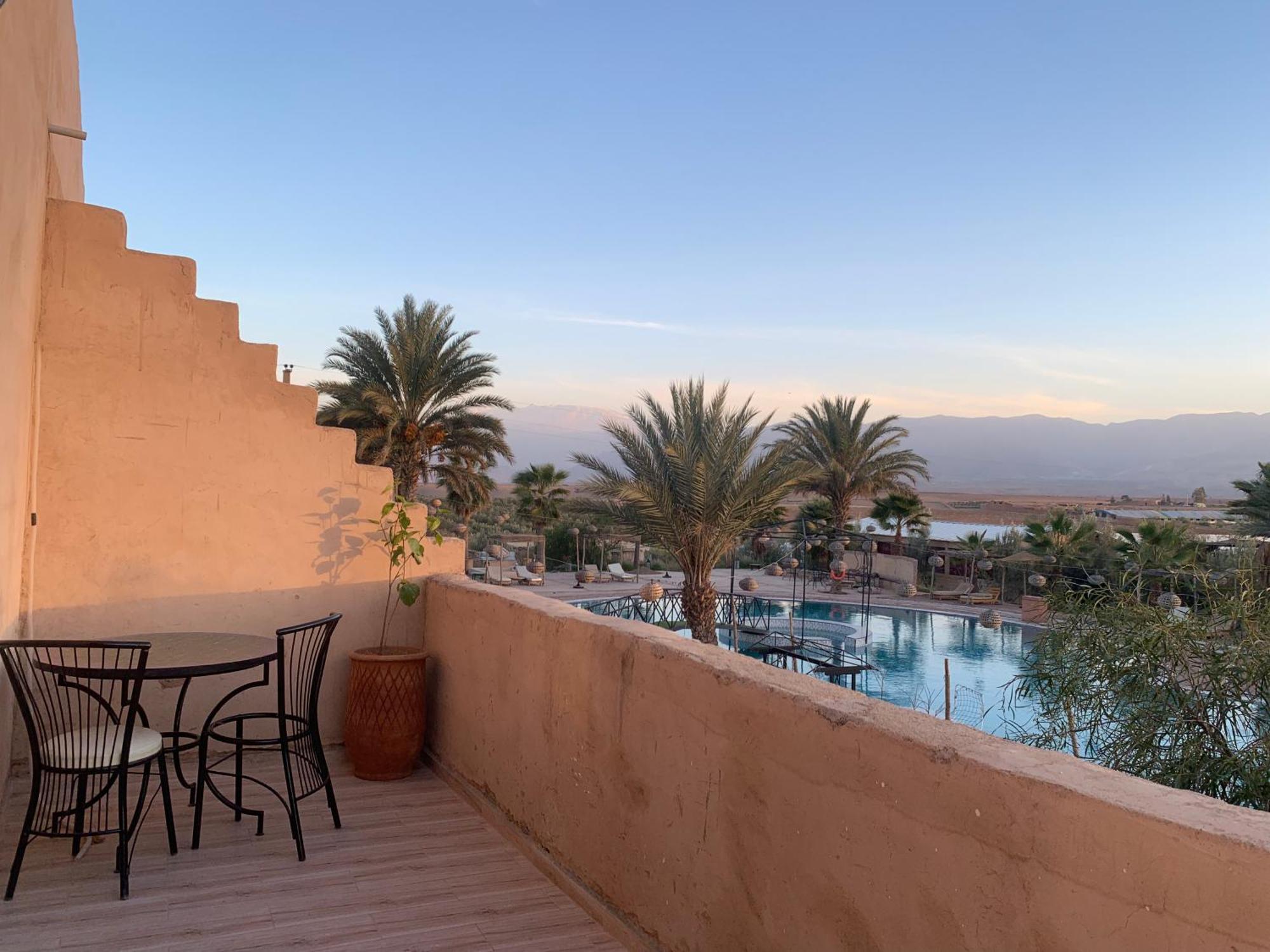 Les Jardins D Amizmiz 6 Piscines Bed & Breakfast Wawizelte ภายนอก รูปภาพ